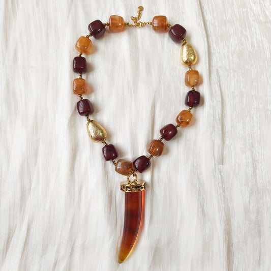 Collar Siena Dorada (diente de labo)