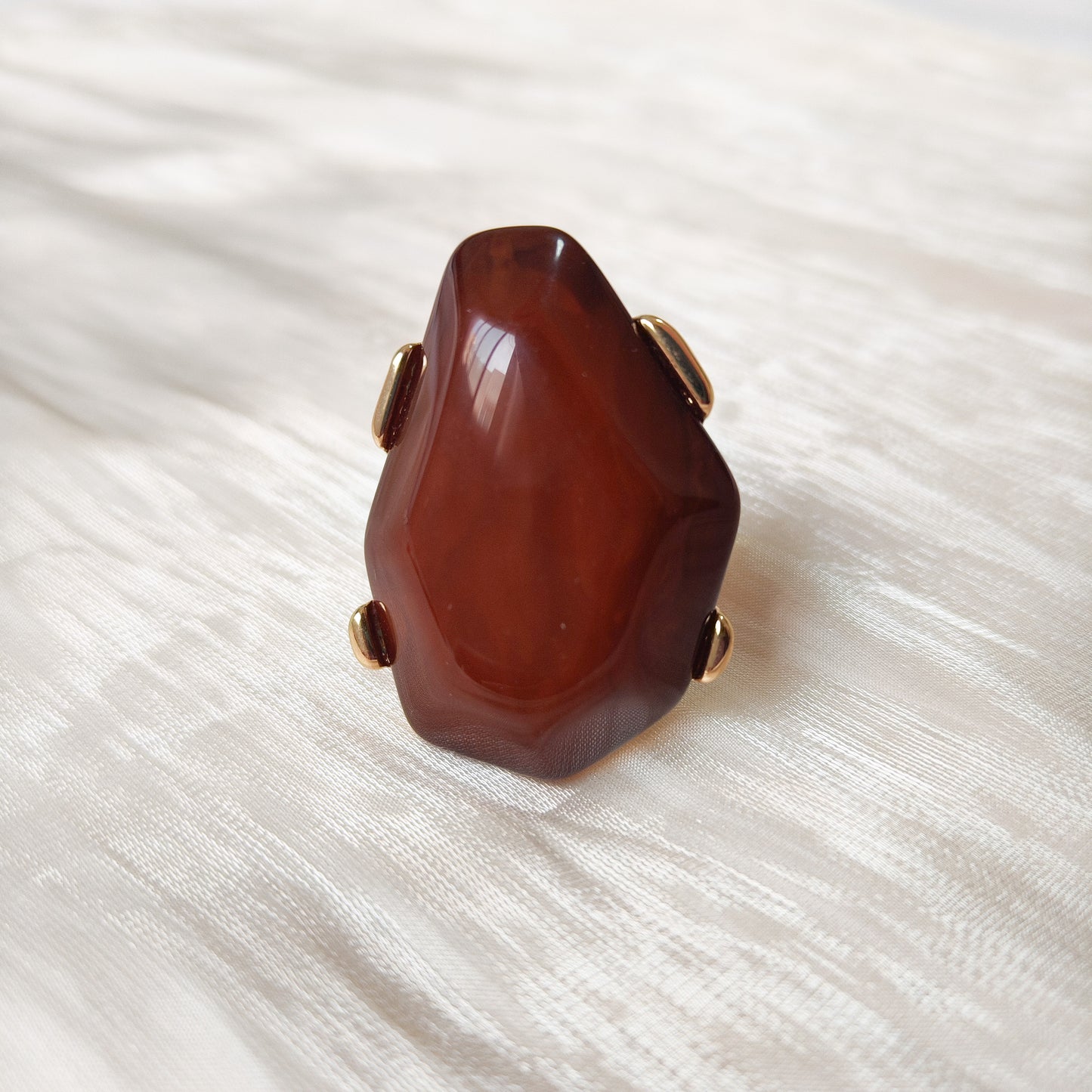 Anillo Luana Terra (modelo grande, ajustable , talla 18-20)