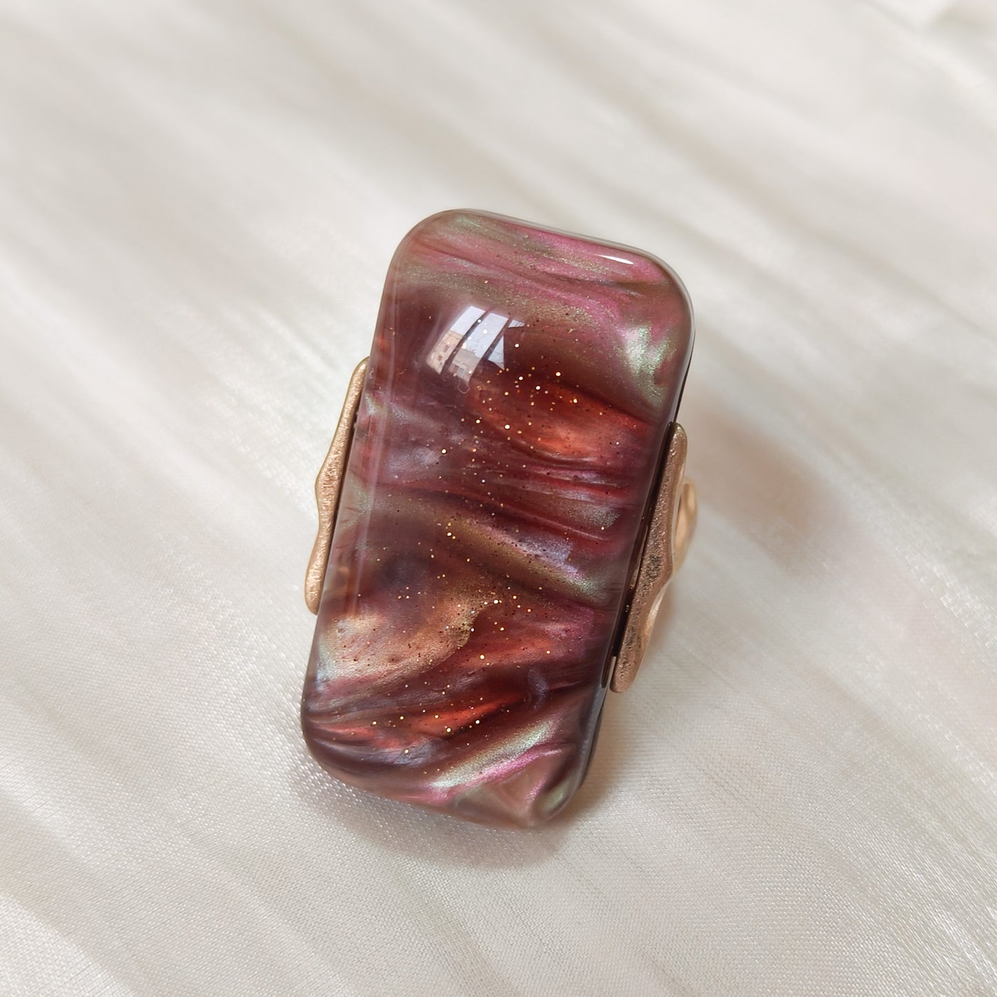 Anillo Livia Bruma (modelo grande, ajustable , talla 18-20)