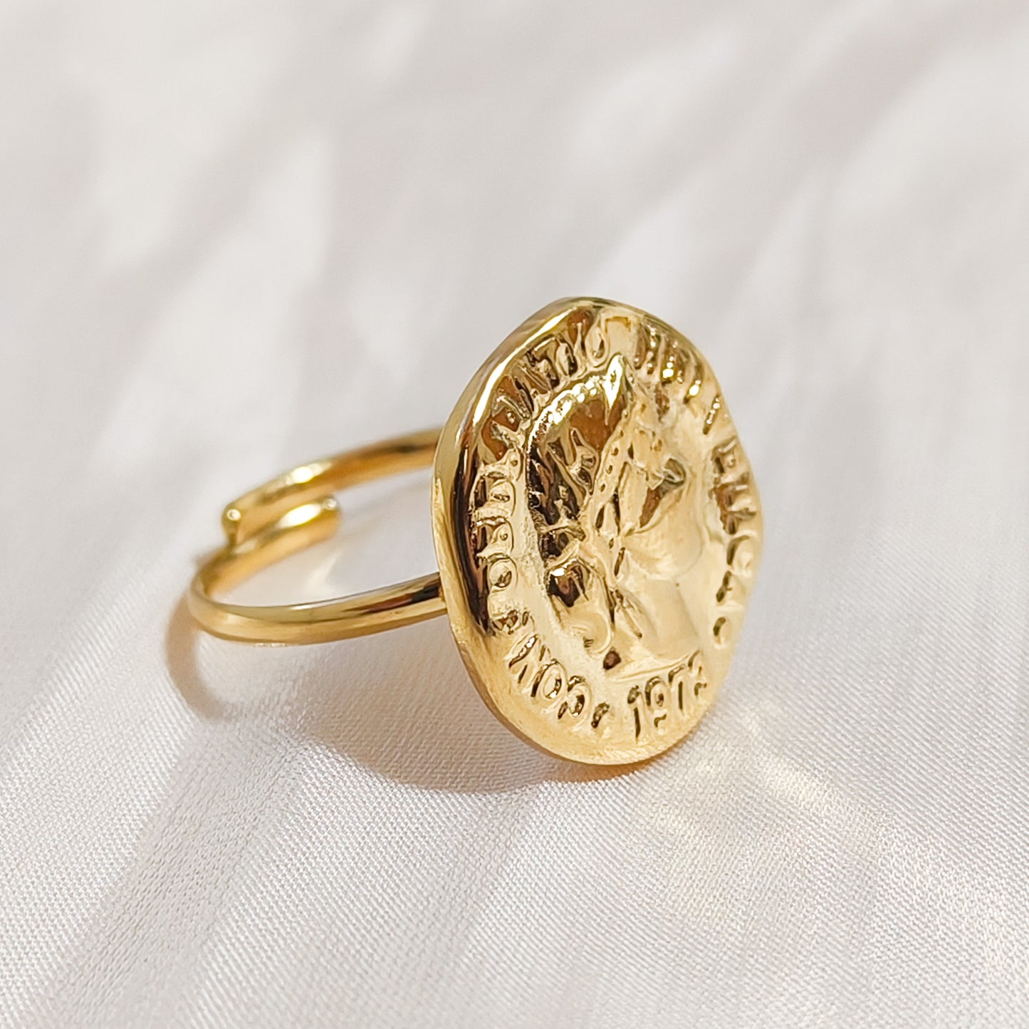 Look Monedas Antiguas Roma Dorada ( anillo + pulsera + pendiente)