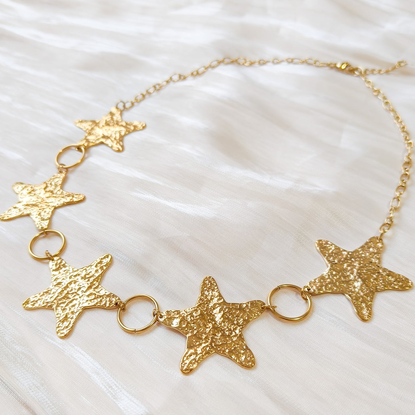 Collar Estrellas Doradas de Marina