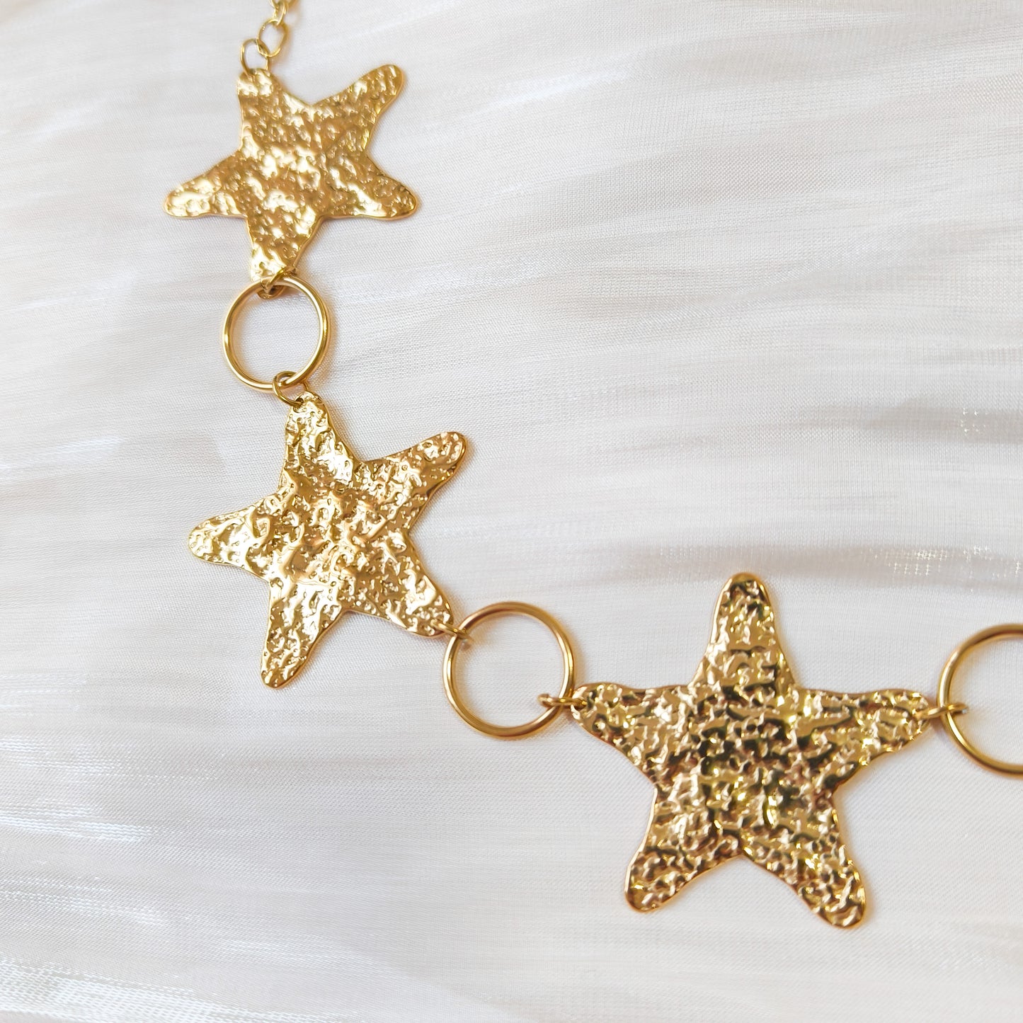 Collar Estrellas Doradas de Marina