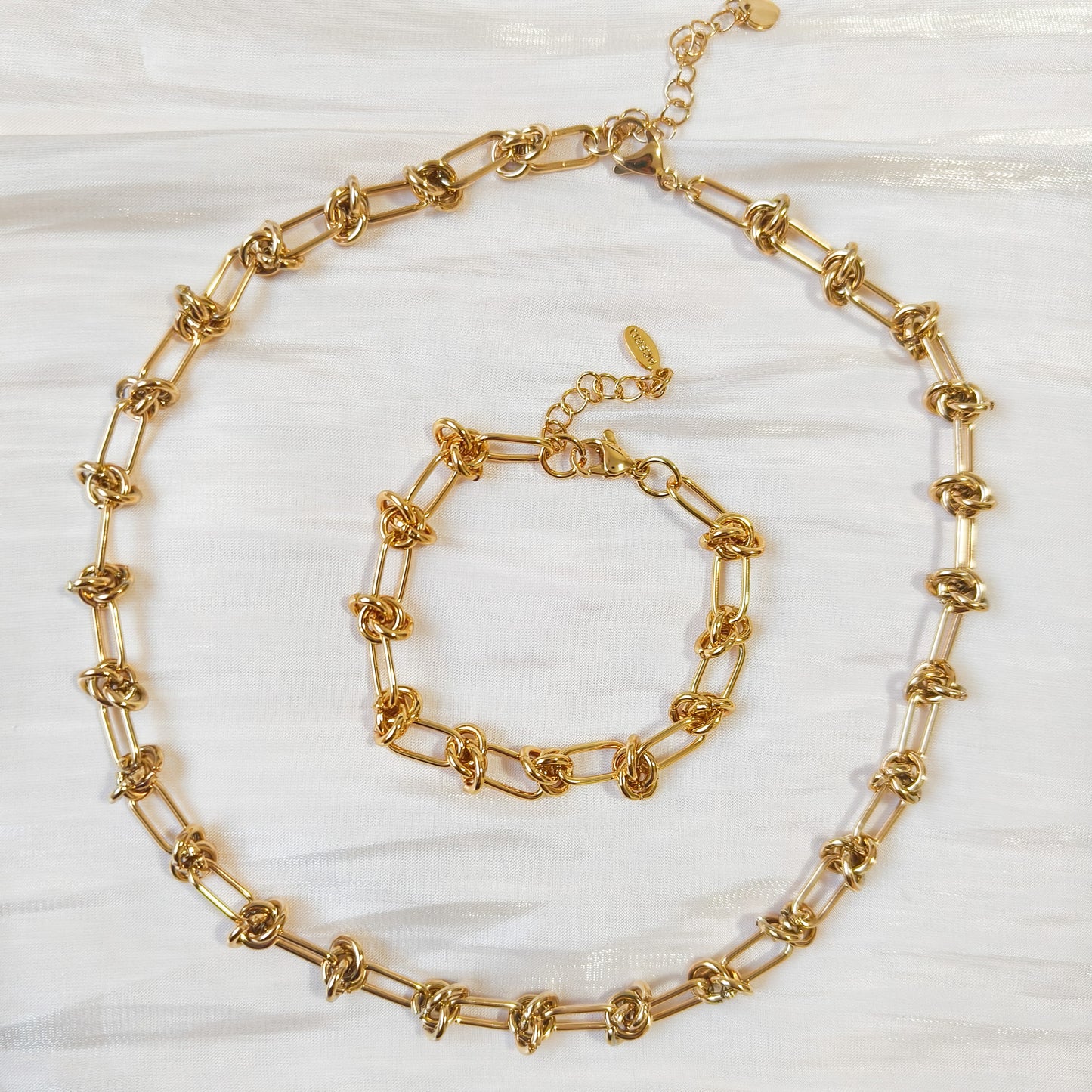 Look Nudos de Barcelona _Collar y Pulsera