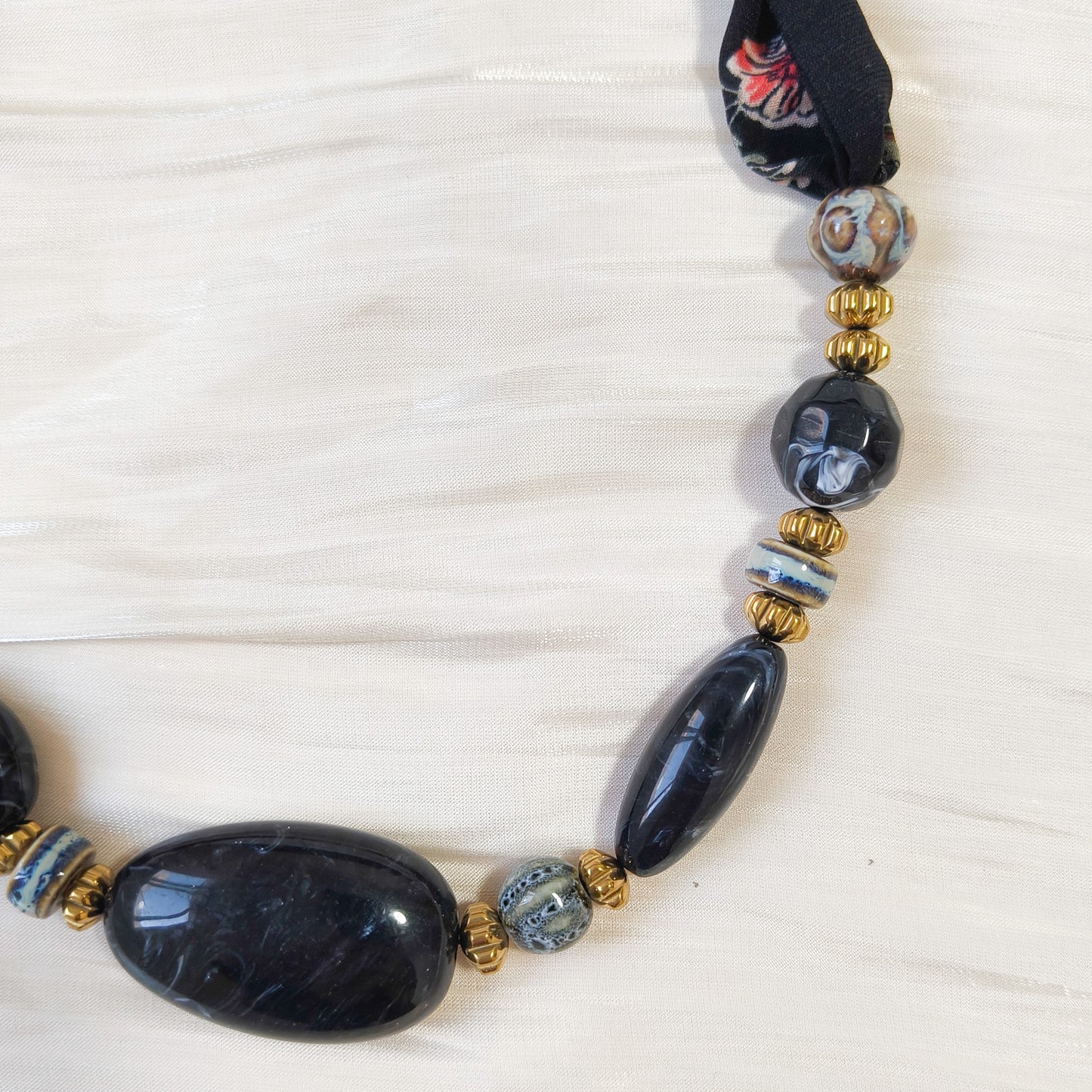 Collar Bohemia Luna Lisboa (efecto piedra)