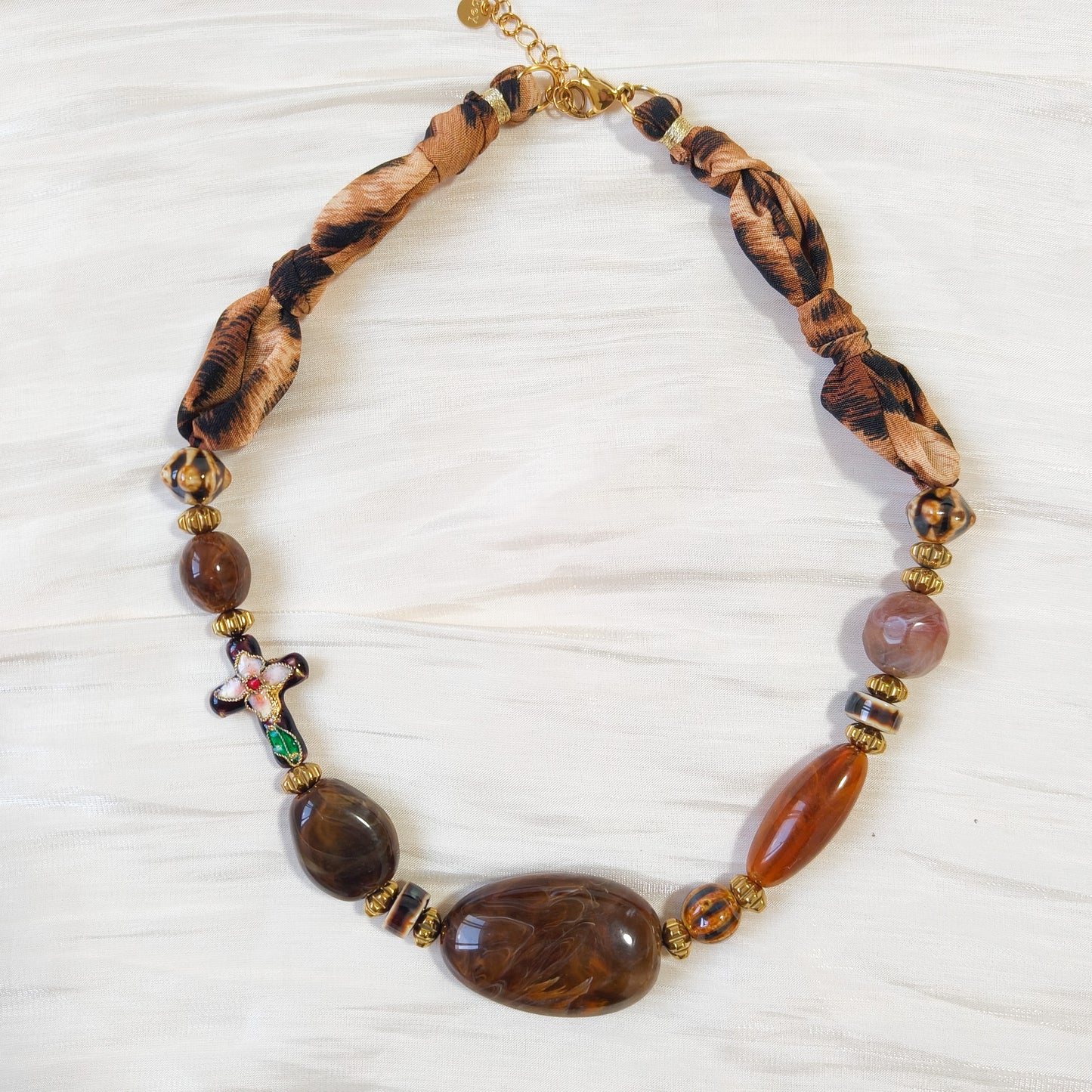 Collar Bohemia Luna Lisboa (efecto piedra)