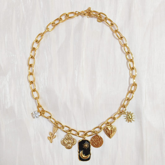 Collar Amuletos Luna Santander