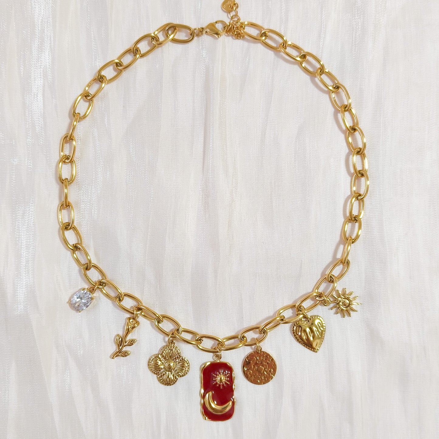 Collar Amuletos Luna Santander