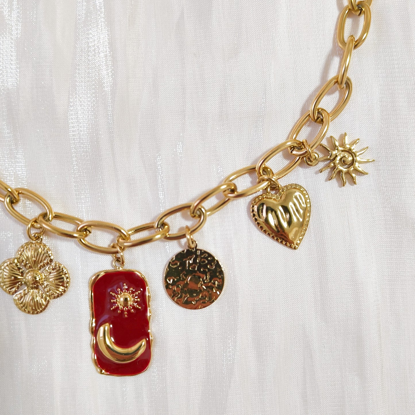 Collar Amuletos Luna Santander