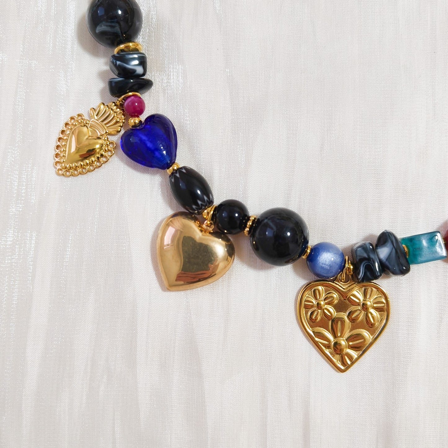 Collar Corazones Con Cuentas de Multicolores