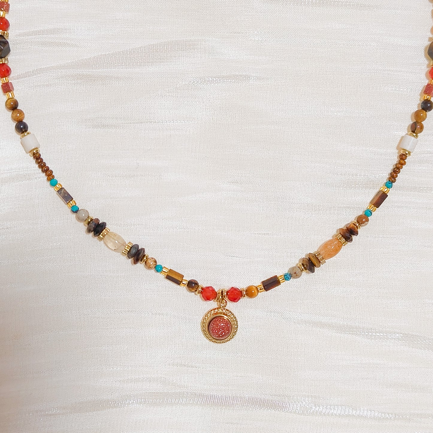 Collar Sol Rojo Valentina