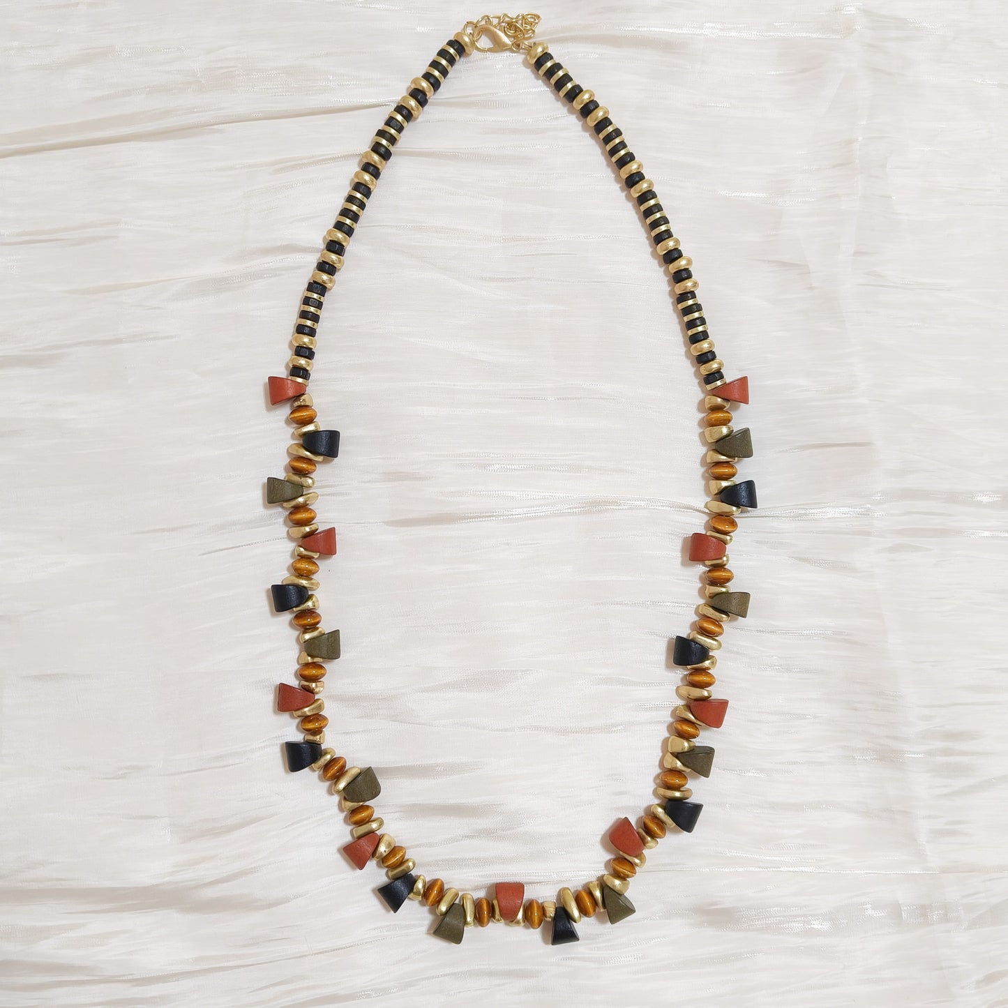 Rebajas -30% Collar Ruanda Tierra (cuenta)