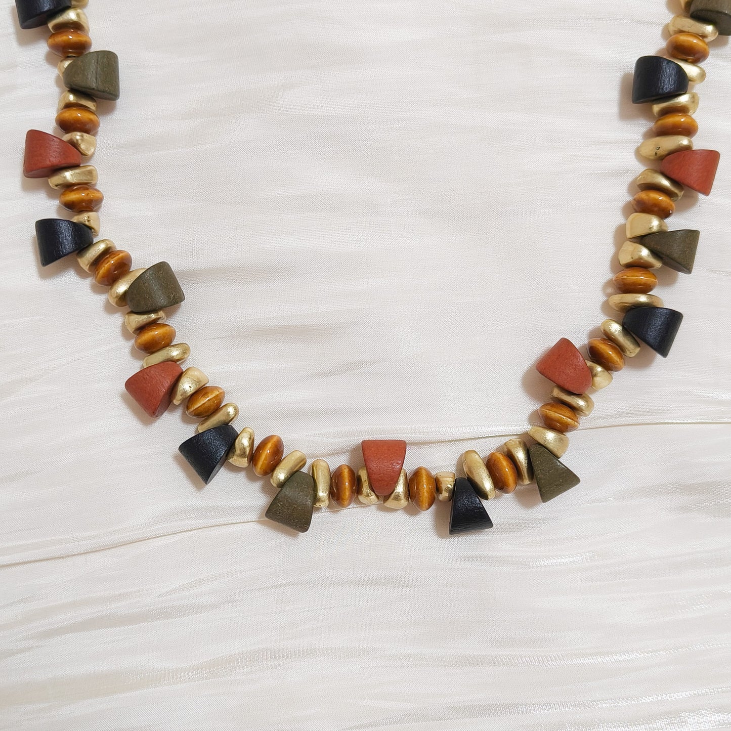 Rebajas -30% Collar Ruanda Tierra (cuenta)