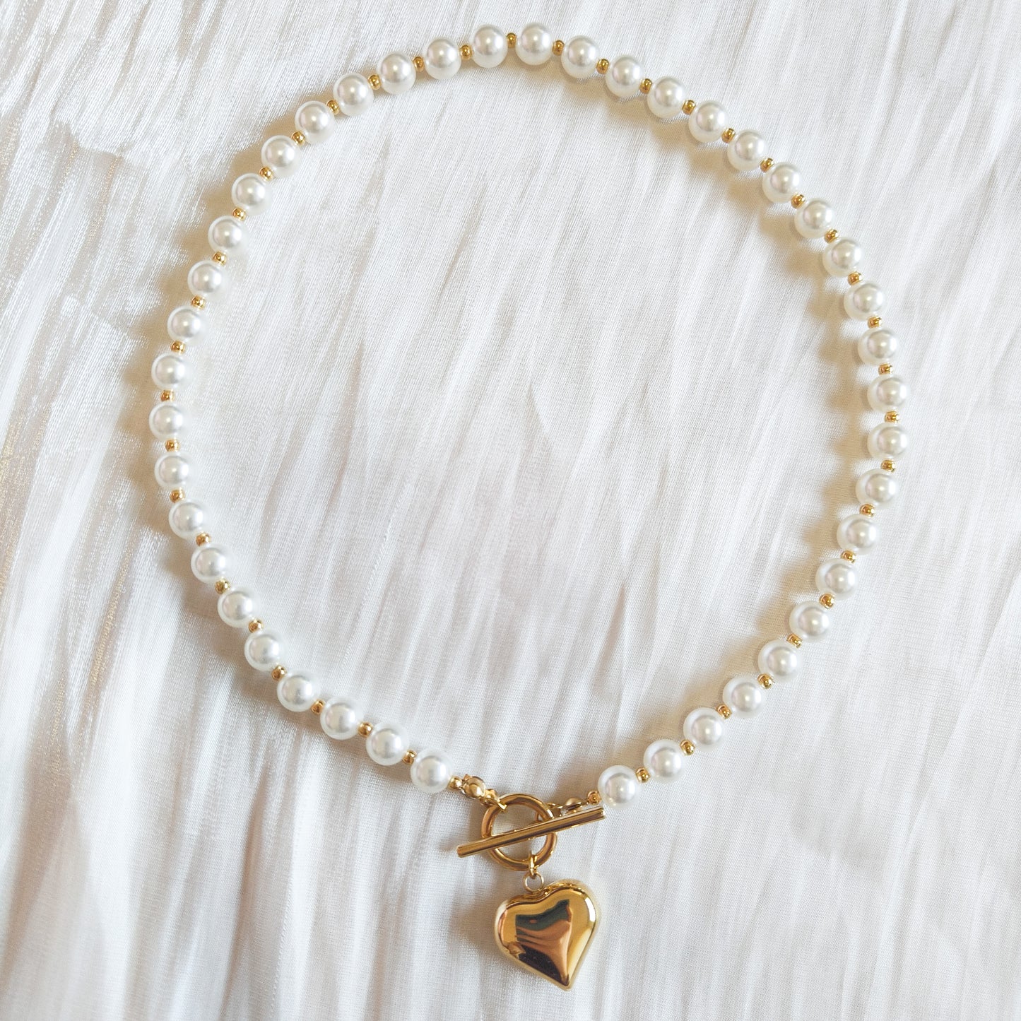 Collar Alma blanca con corazón