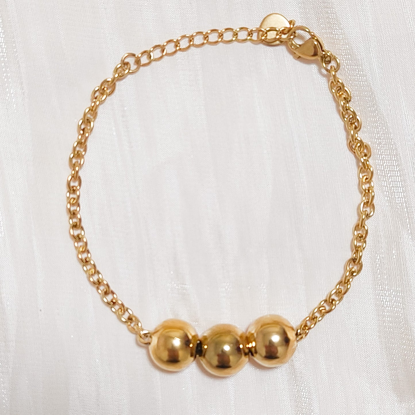 Look Elin（collar bolita+ pulsera + pendiente bolita）