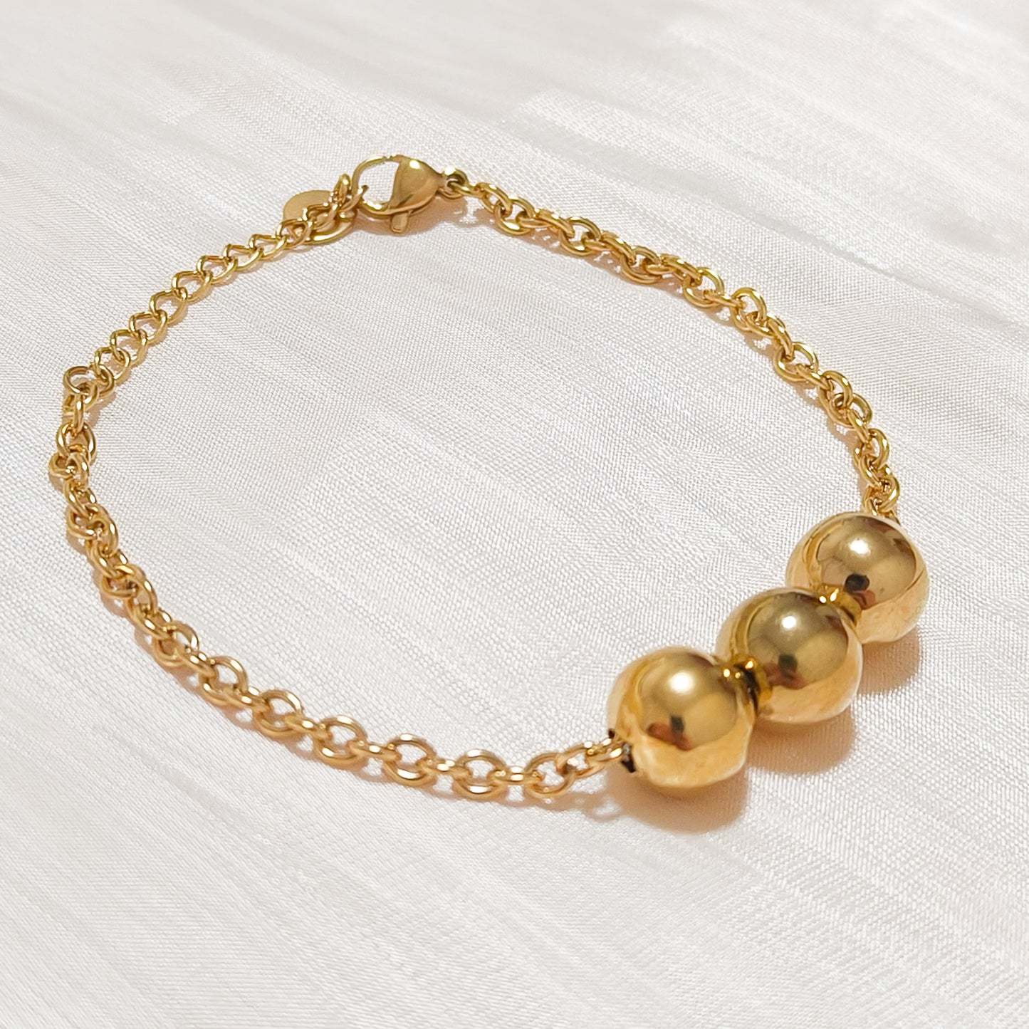 Look Elin（collar bolita+ pulsera + pendiente bolita）