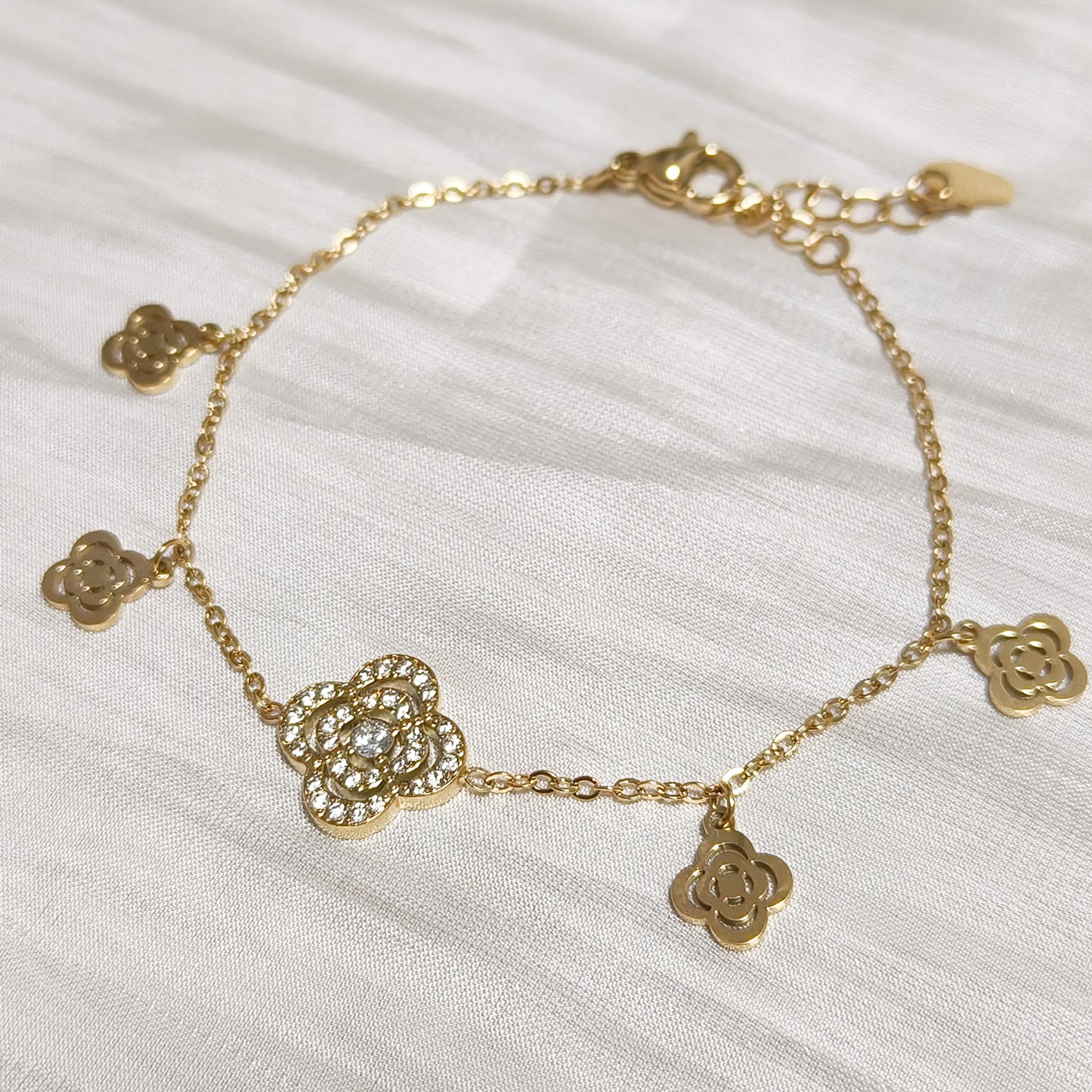 Pulsera Rosa Flores Brillo