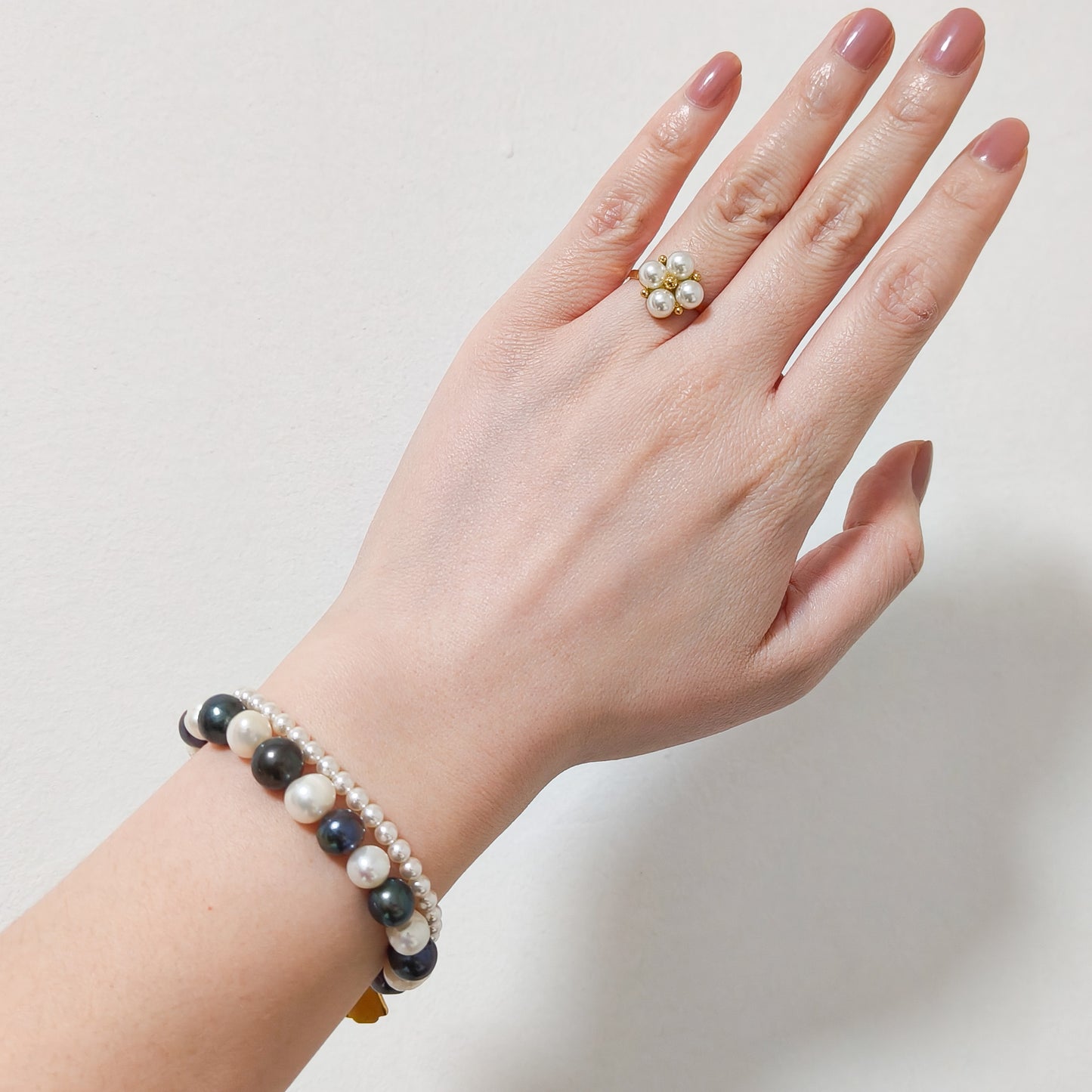 Pulsera Olivia Perlas Energetica Bicolor