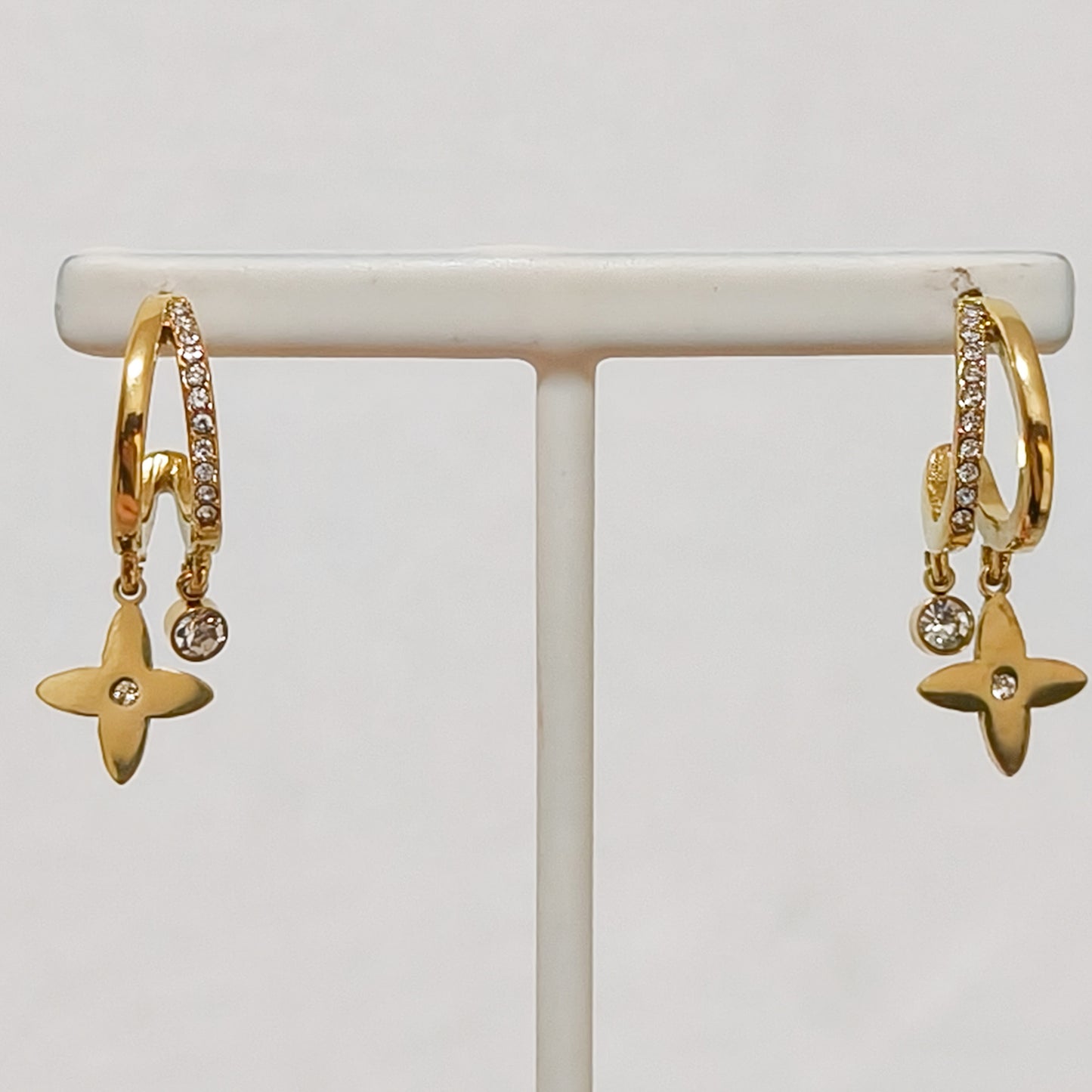 Pendientes Aro Estrella Trebol de Luz