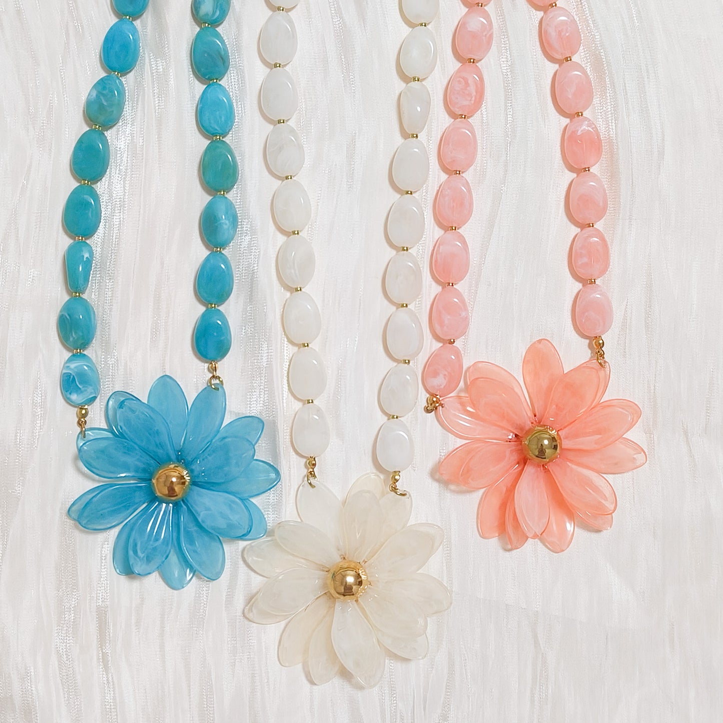 Collar Margarita Sofía (flor 4 colores)