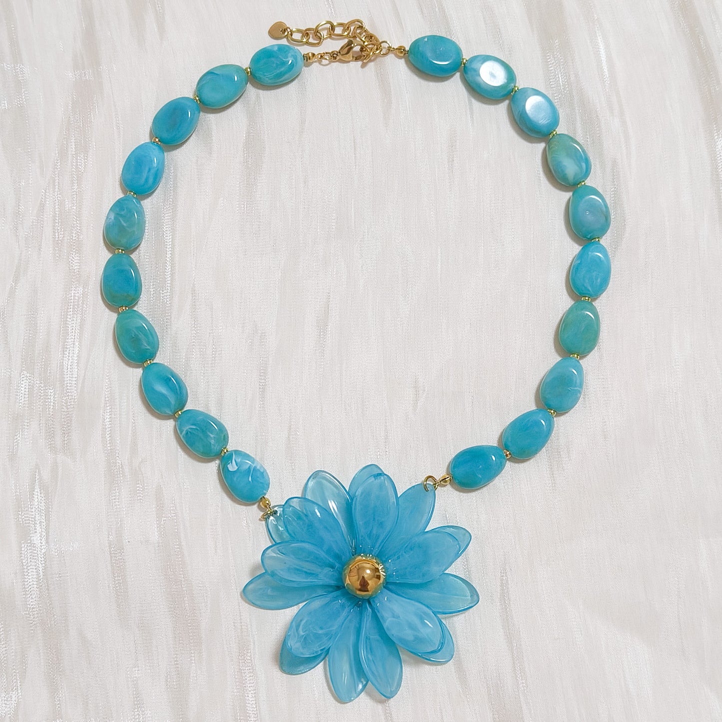 Collar Margarita Sofía (flor 4 colores)