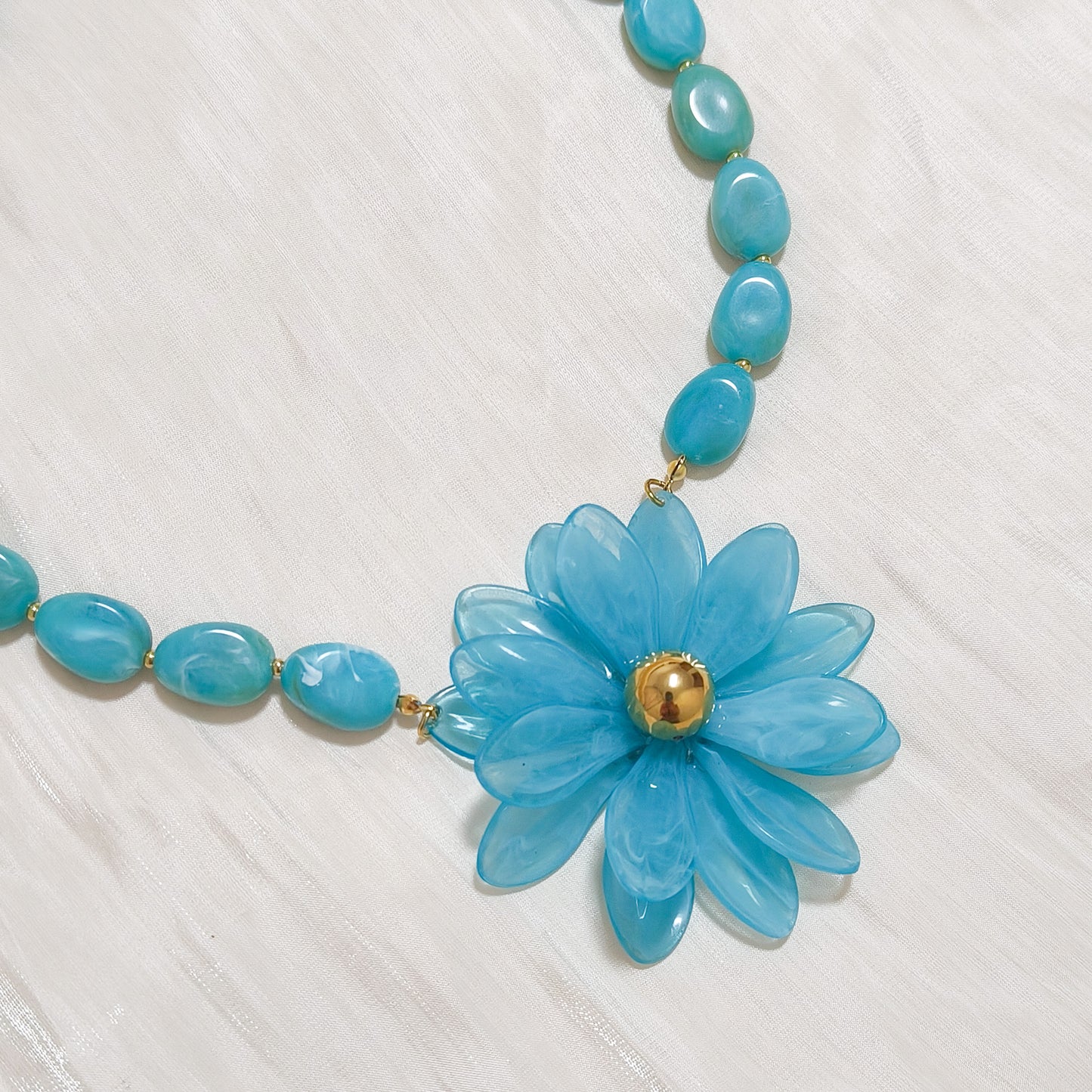 Collar Margarita Sofía (flor 4 colores)