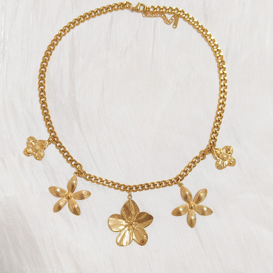 Collar charm jardín sakura (flor)