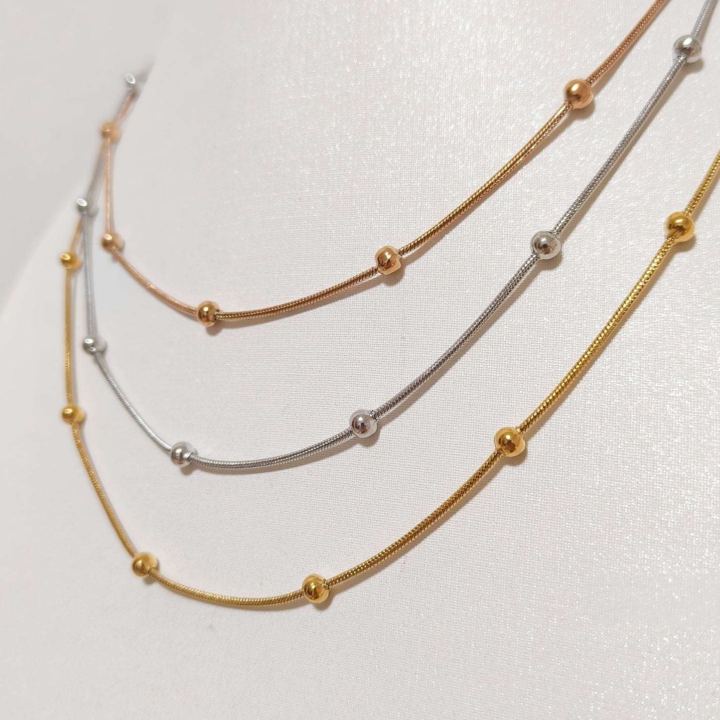 Look Elena triple cadena y tricolores - collar y pulsera