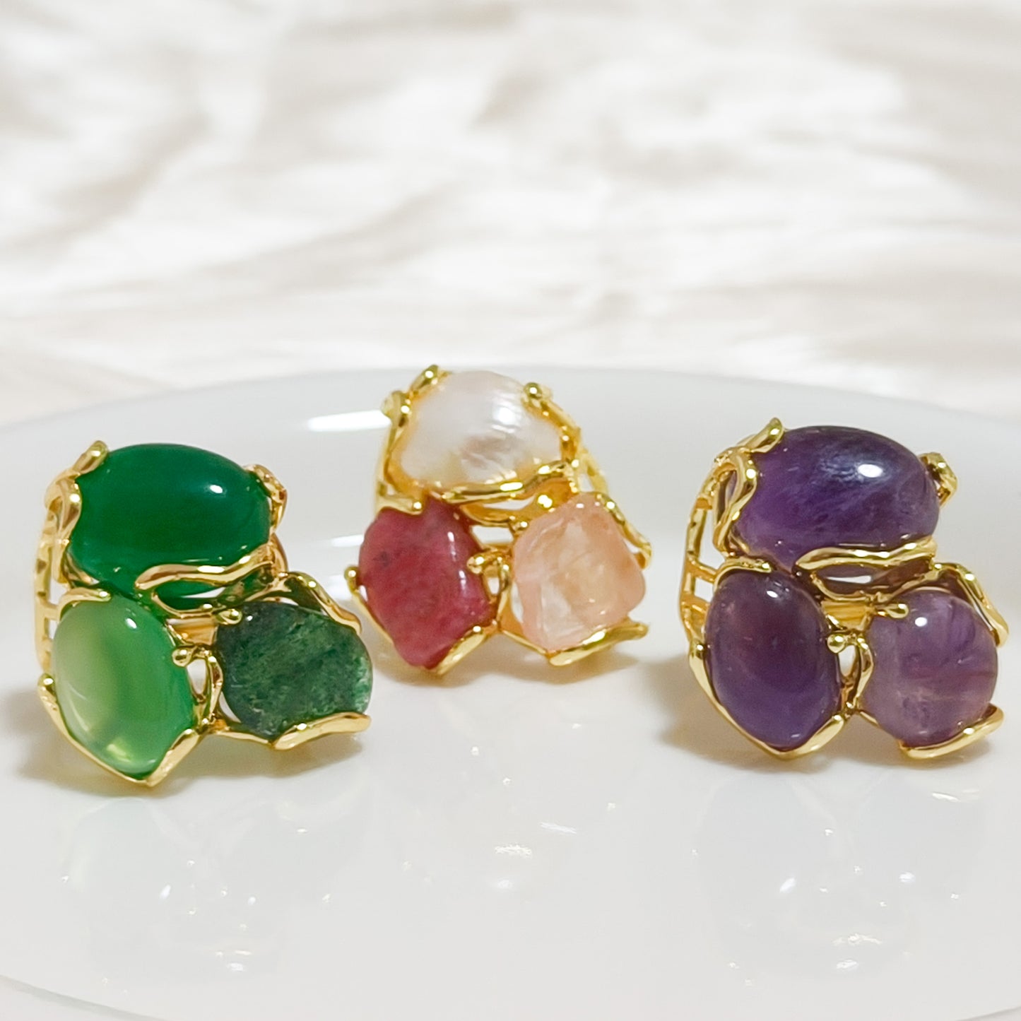 Anillo Violeta Roma Tripiedra Ajustable