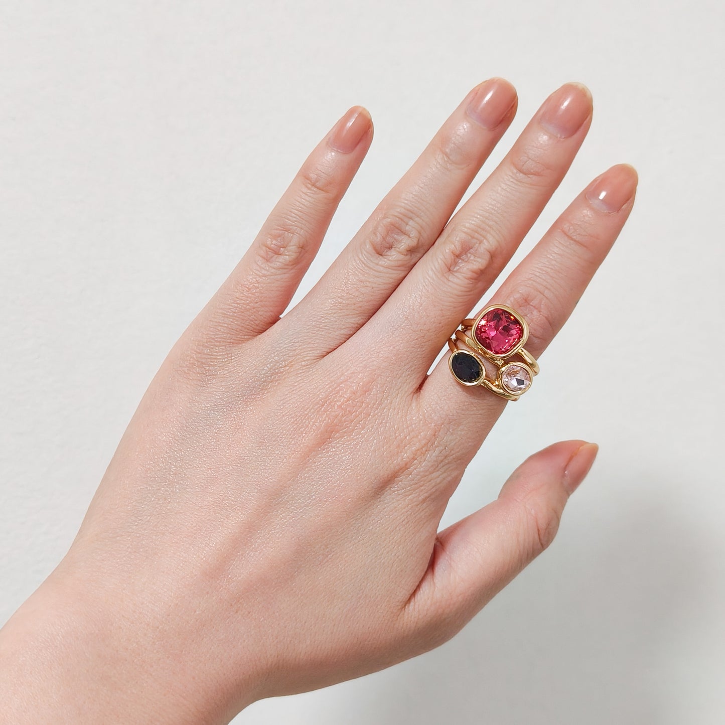 Anillo Diosa Granada Fusia