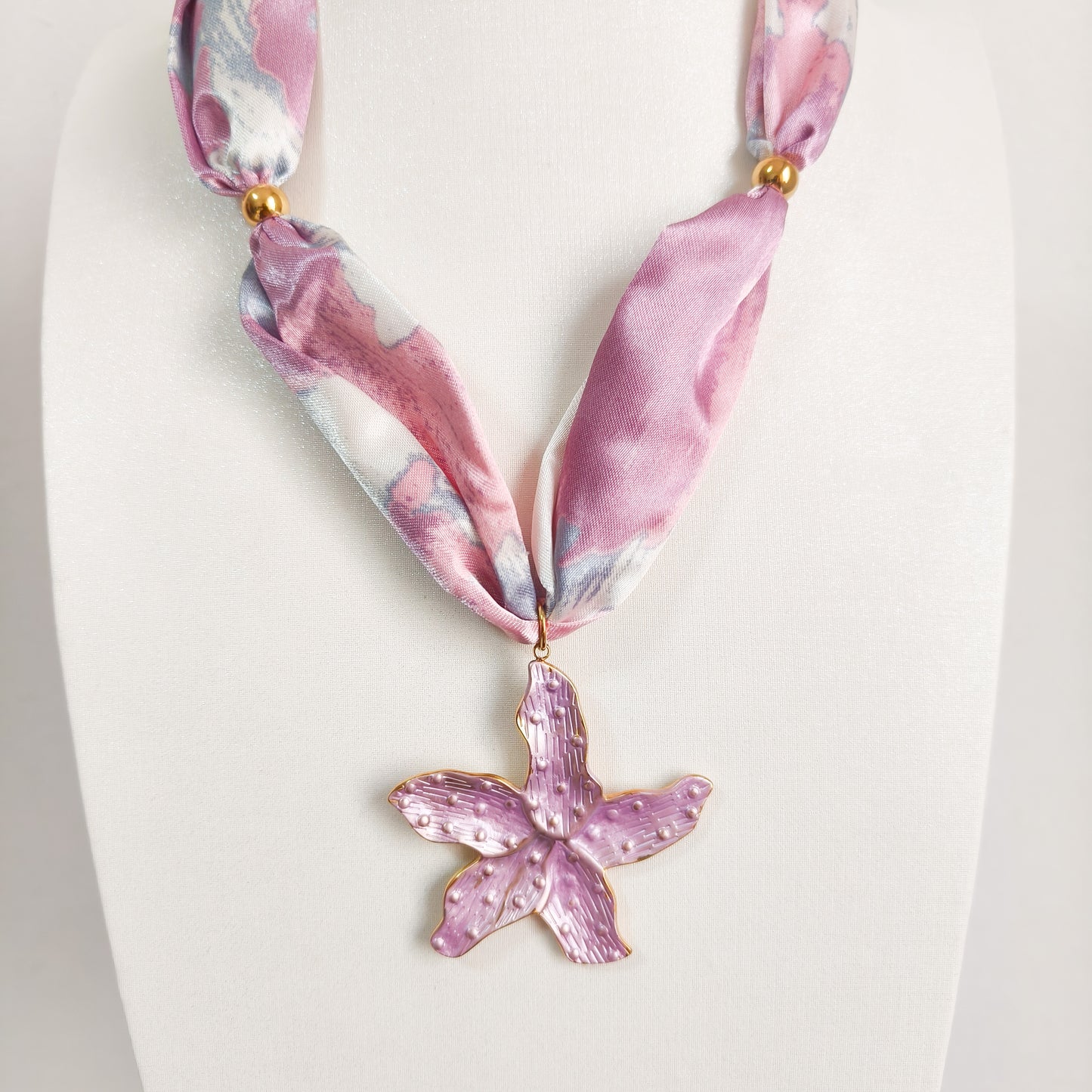 Look Lila Verona Flor ( collar y pendiente)