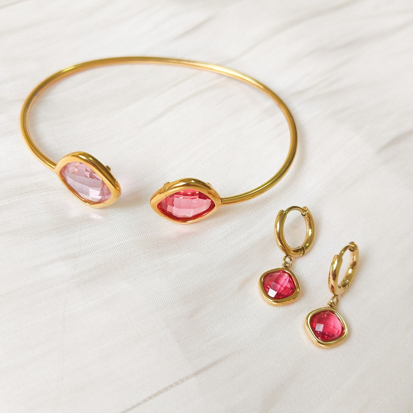 Look Aurora Luz Premium（ collar, pulsera, pendiente y anillo) ( 4 colores)