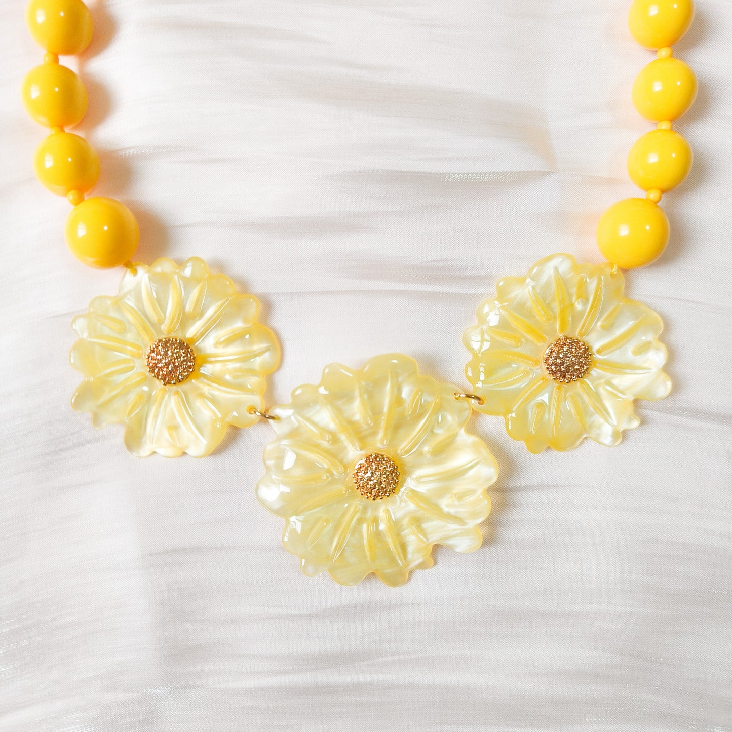 Look Triple Flor Nacado Fabuloso ( 3 colores)  ( collar y pendiente)