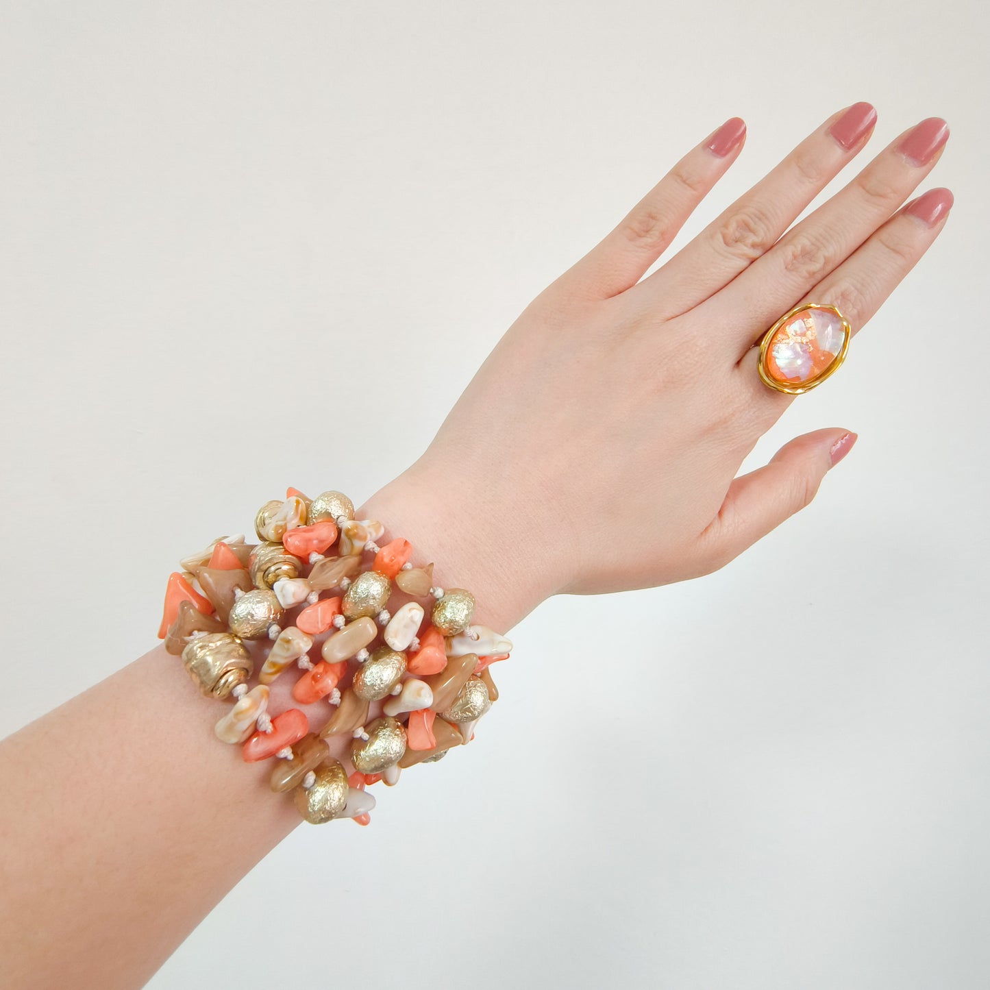 Anillo Lagrima Diosa Nácar Ova Ajustable