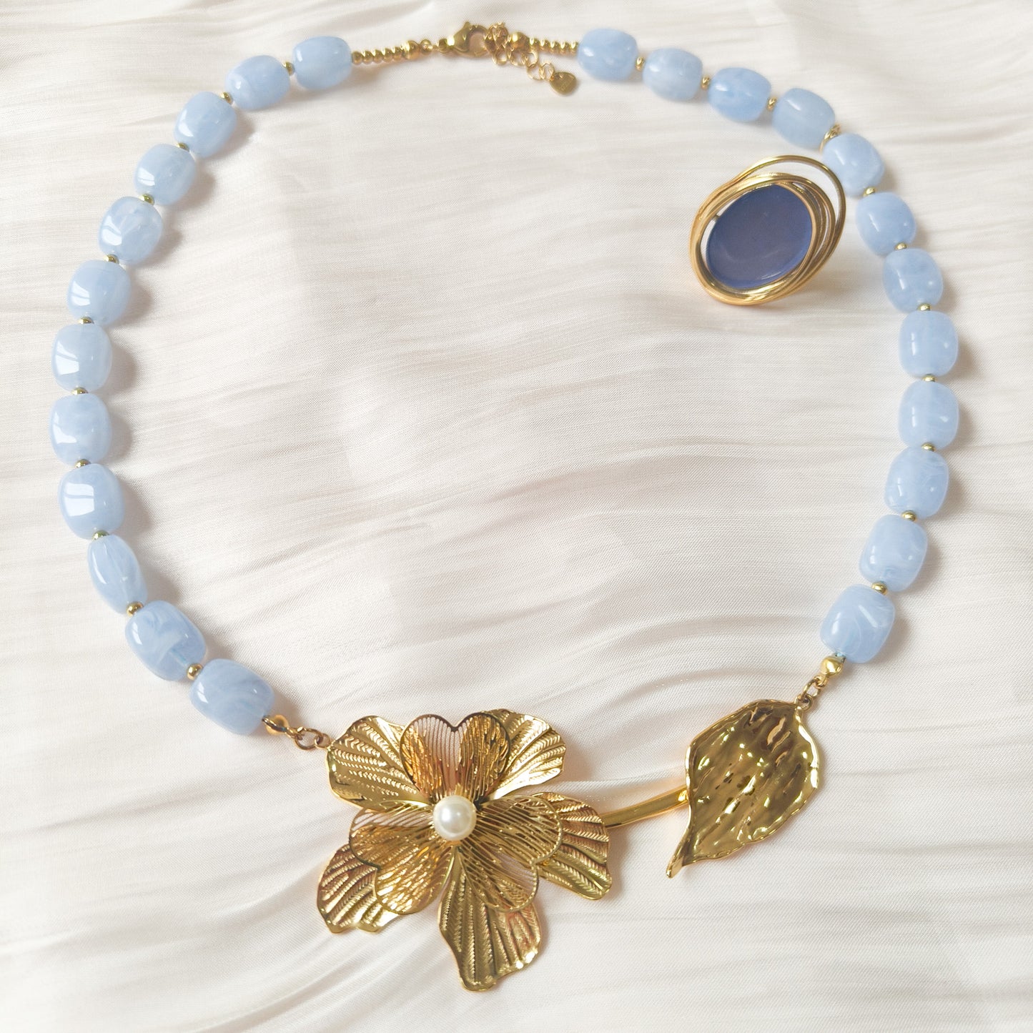 Collar Valeria Flor Cielo ( 2 longitudes)