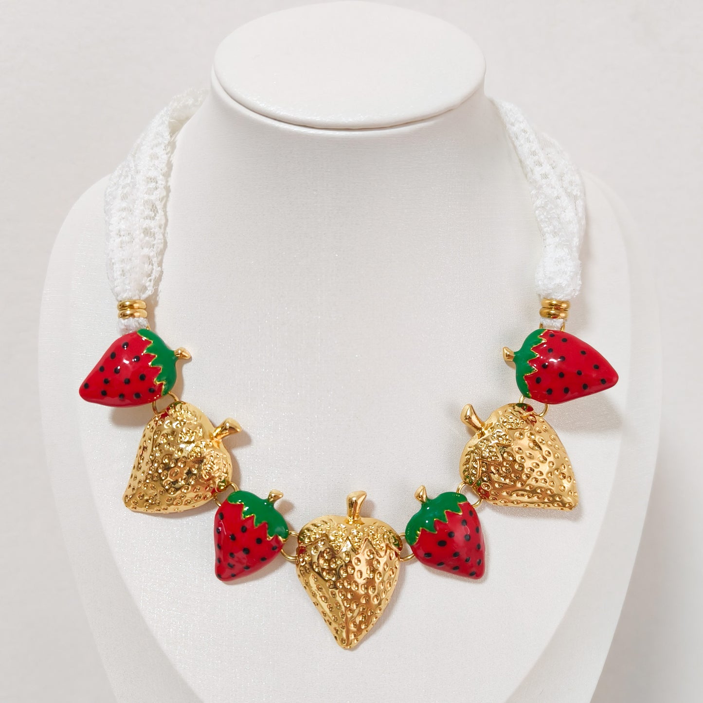 Collar Fragola Fresa ( 2 colores)