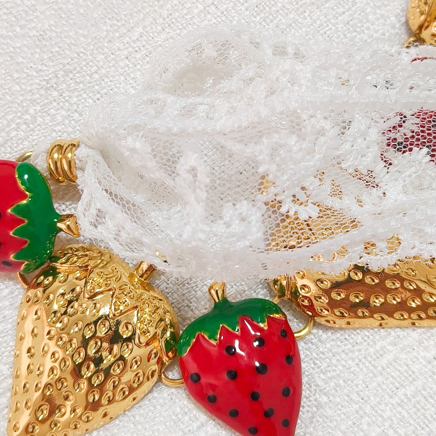 Collar Fragola Fresa ( 2 colores)