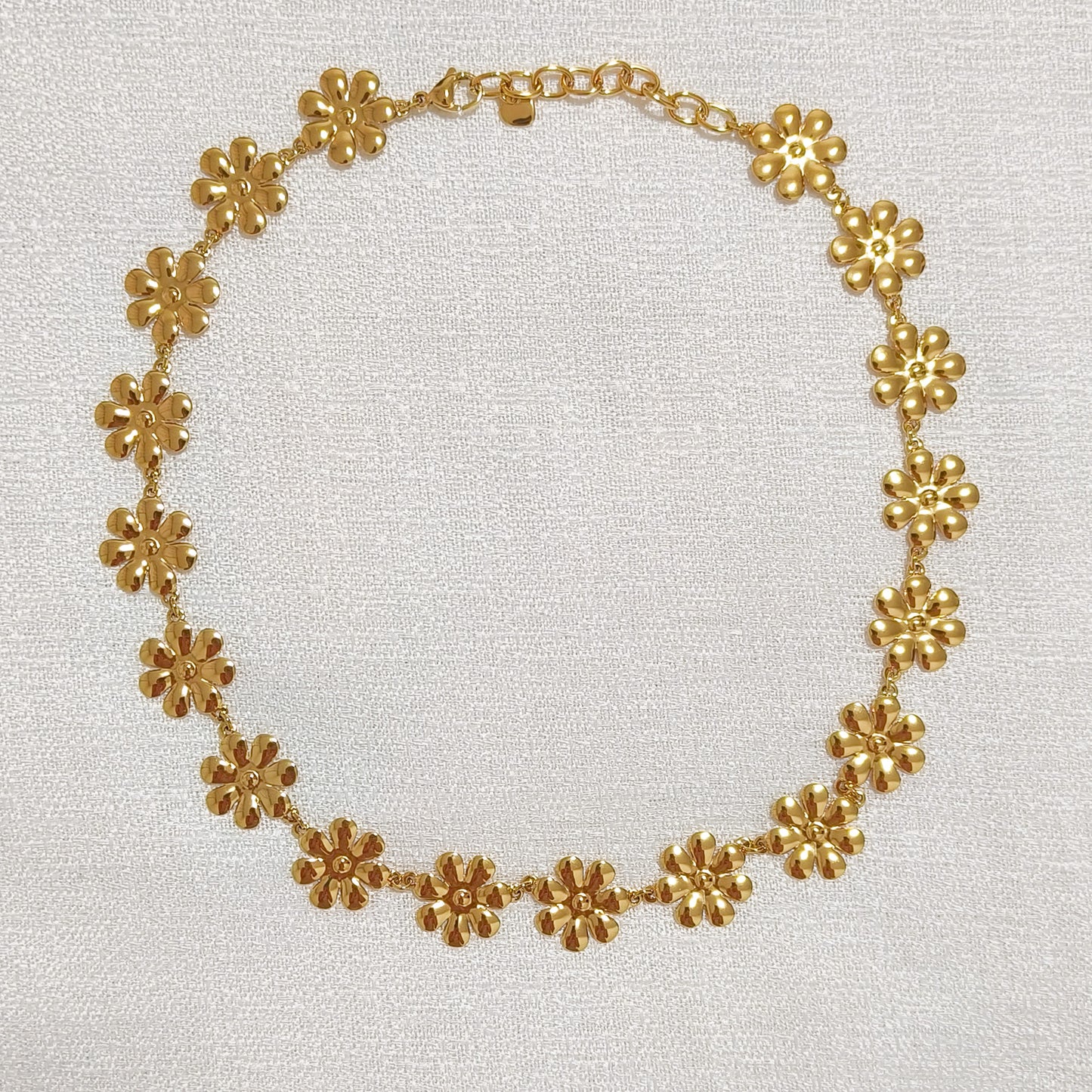 Collar Margarita Pirineo Dorado ( flor)