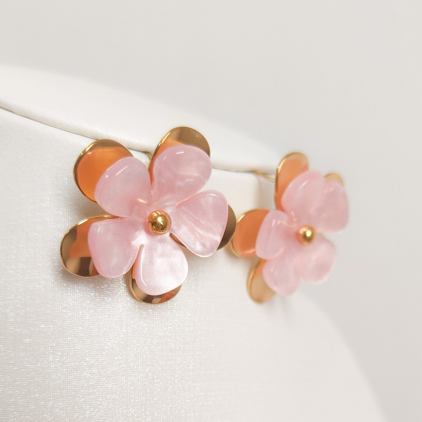 Pendientes Flores Positano de Acero Dorado ( 5 colores)