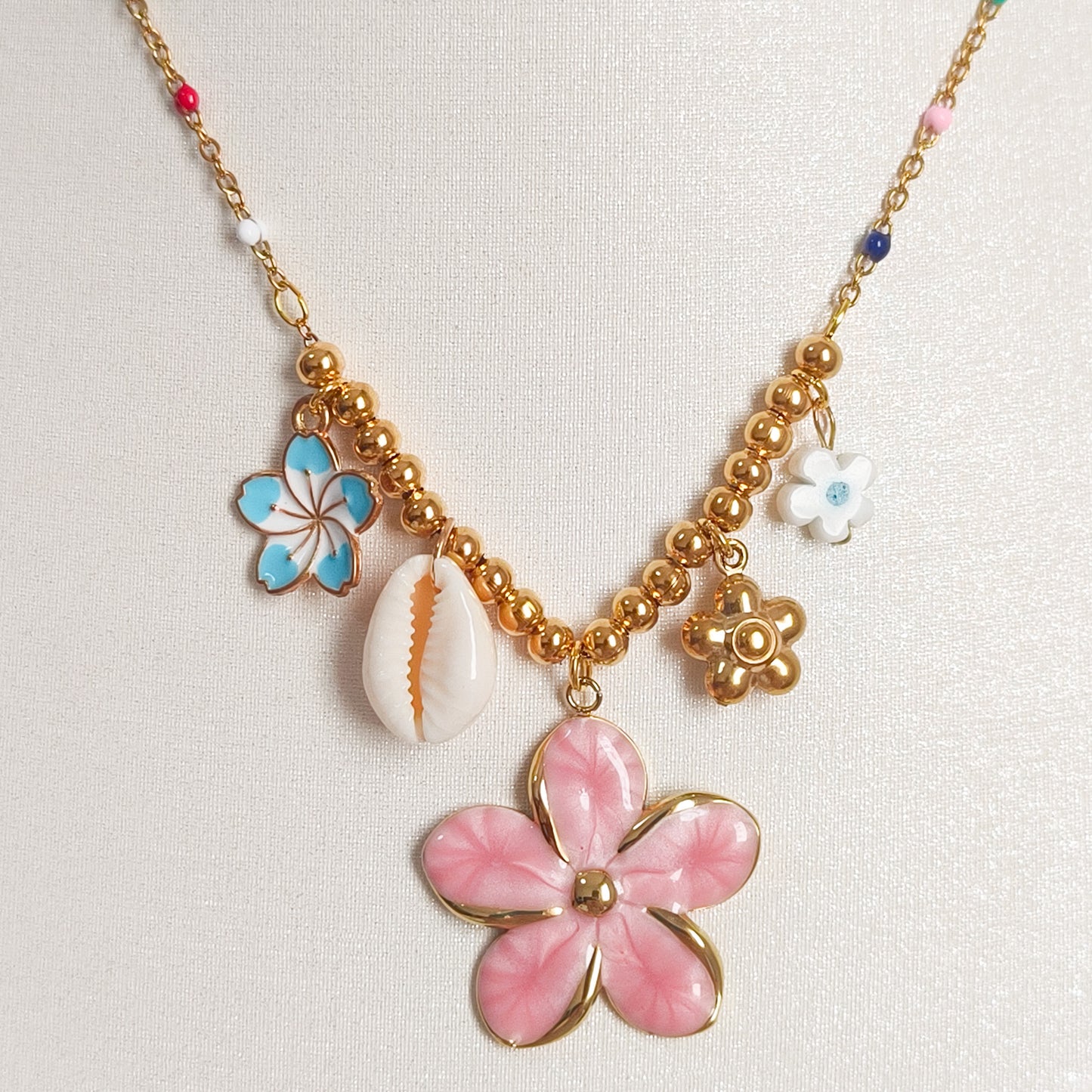 Collar Flor Malibú  ( acero)