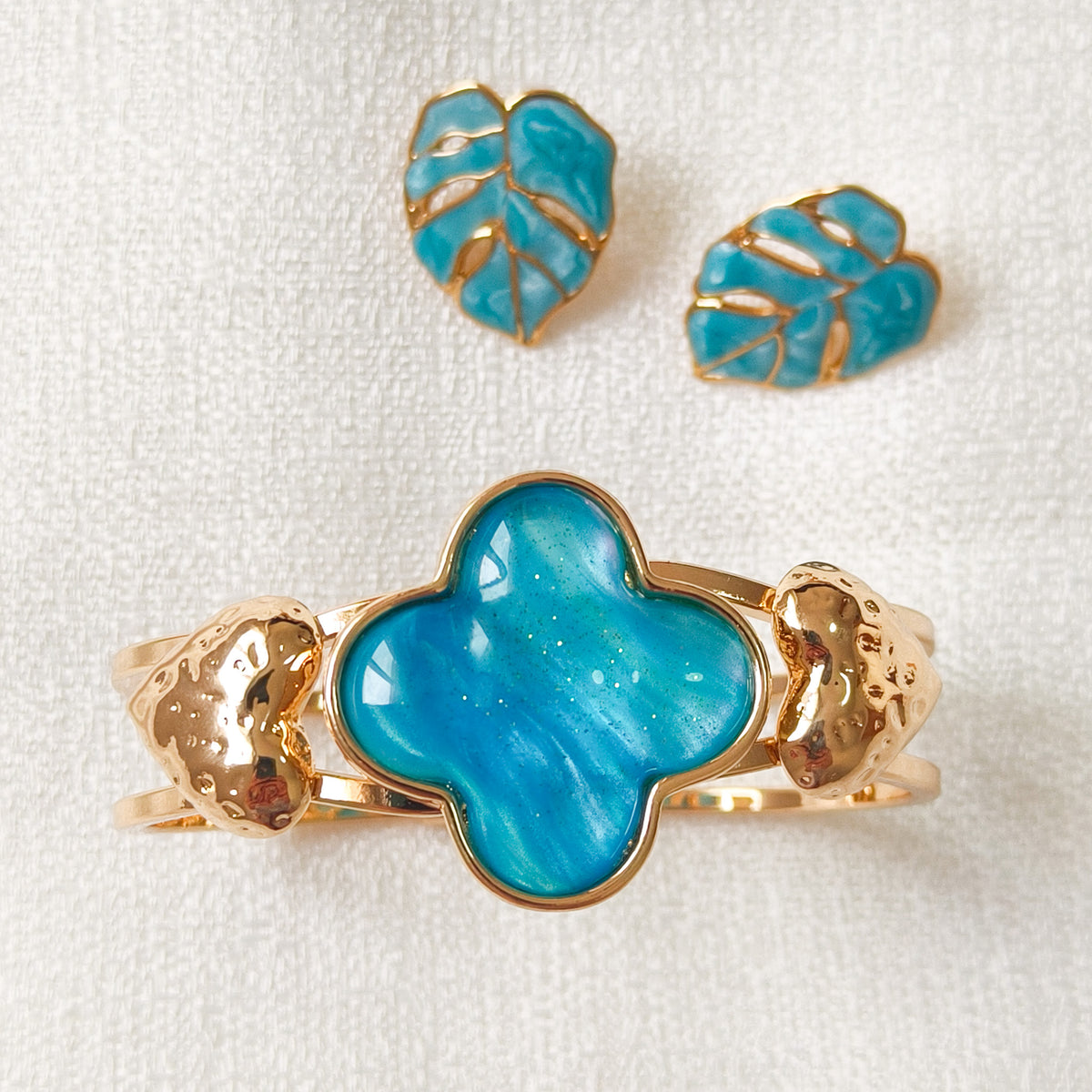 Brazalete Capri Trébol ( 2 coloroes)