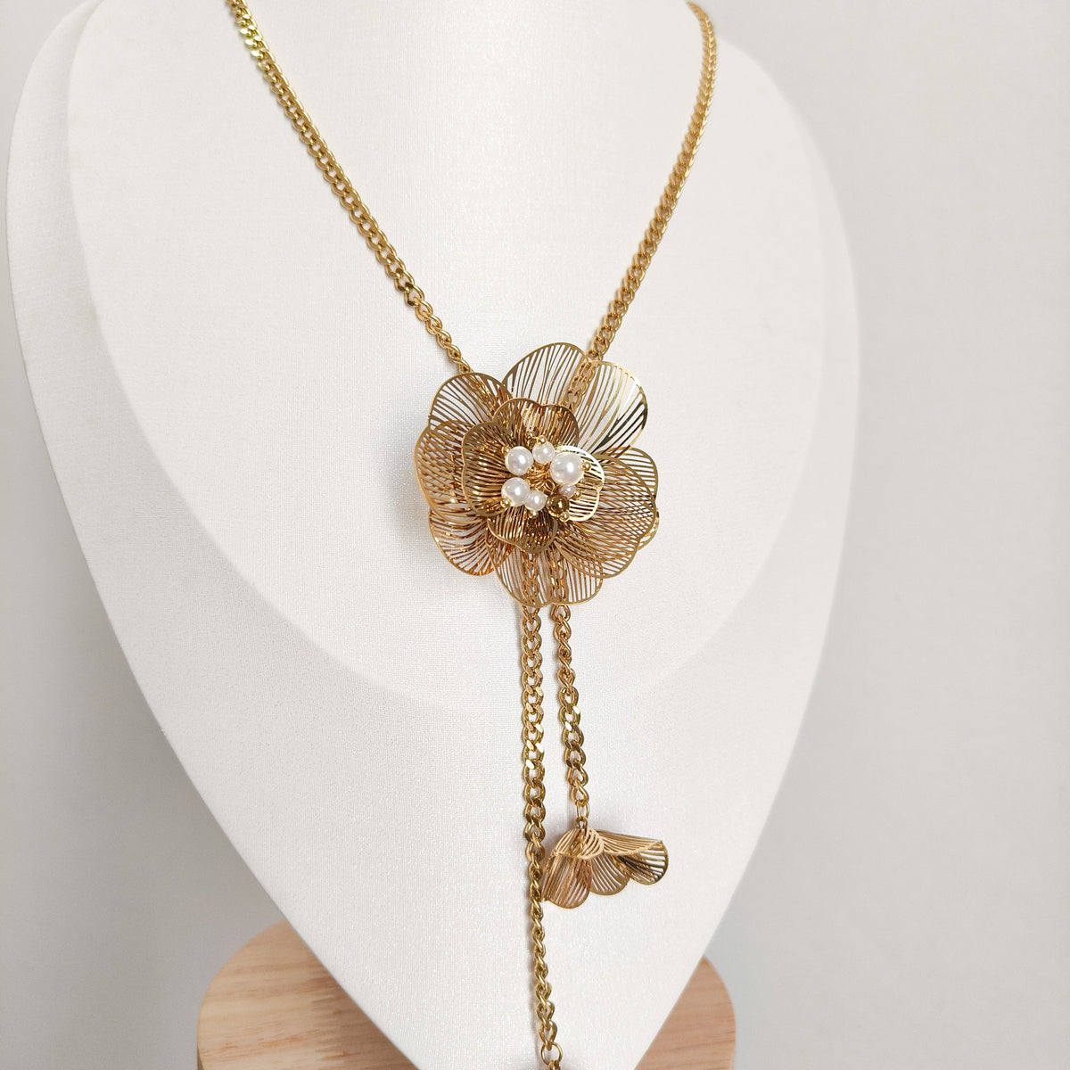 Collar Acero Flor Dorada de Florencia