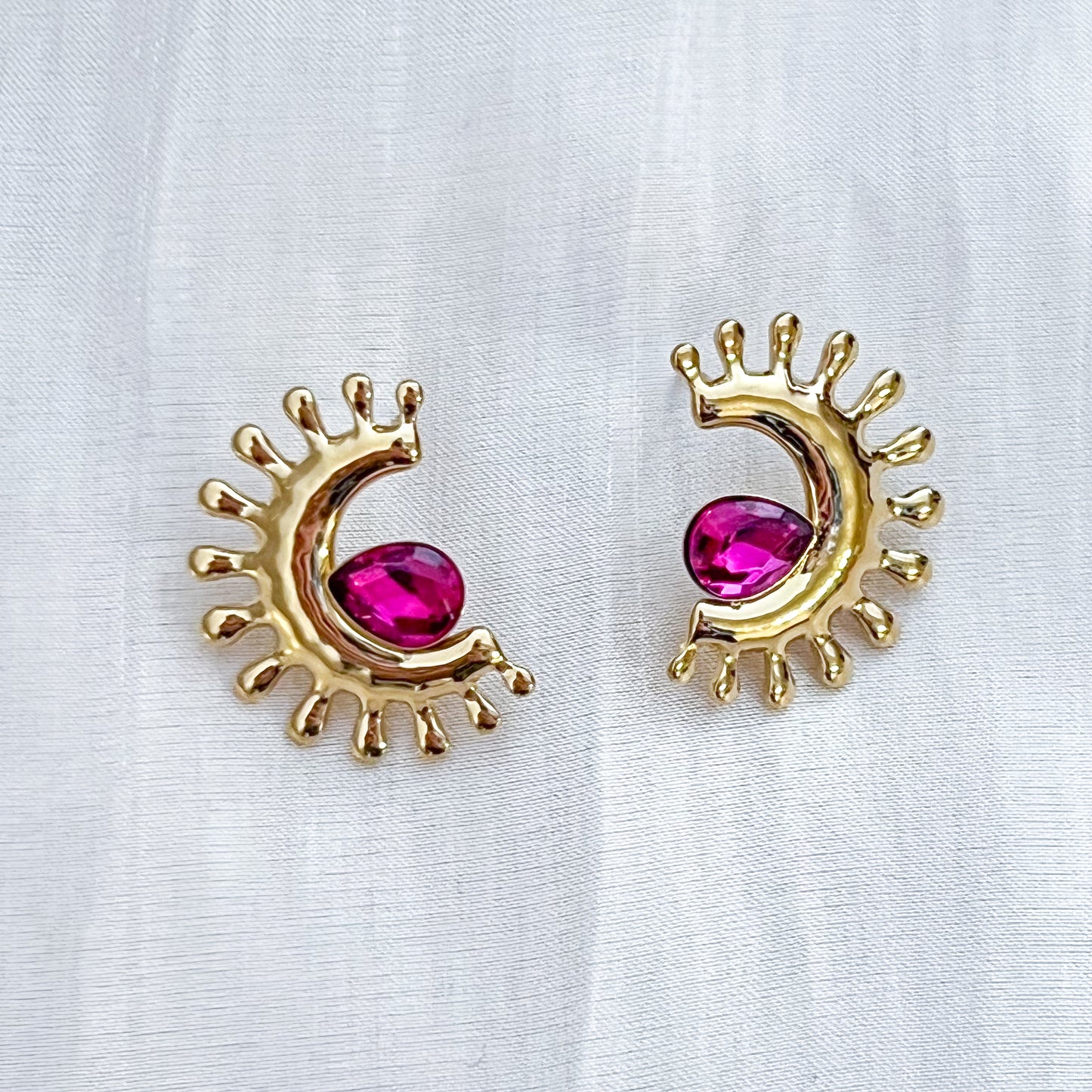 Pendientes sol gota（fusia）