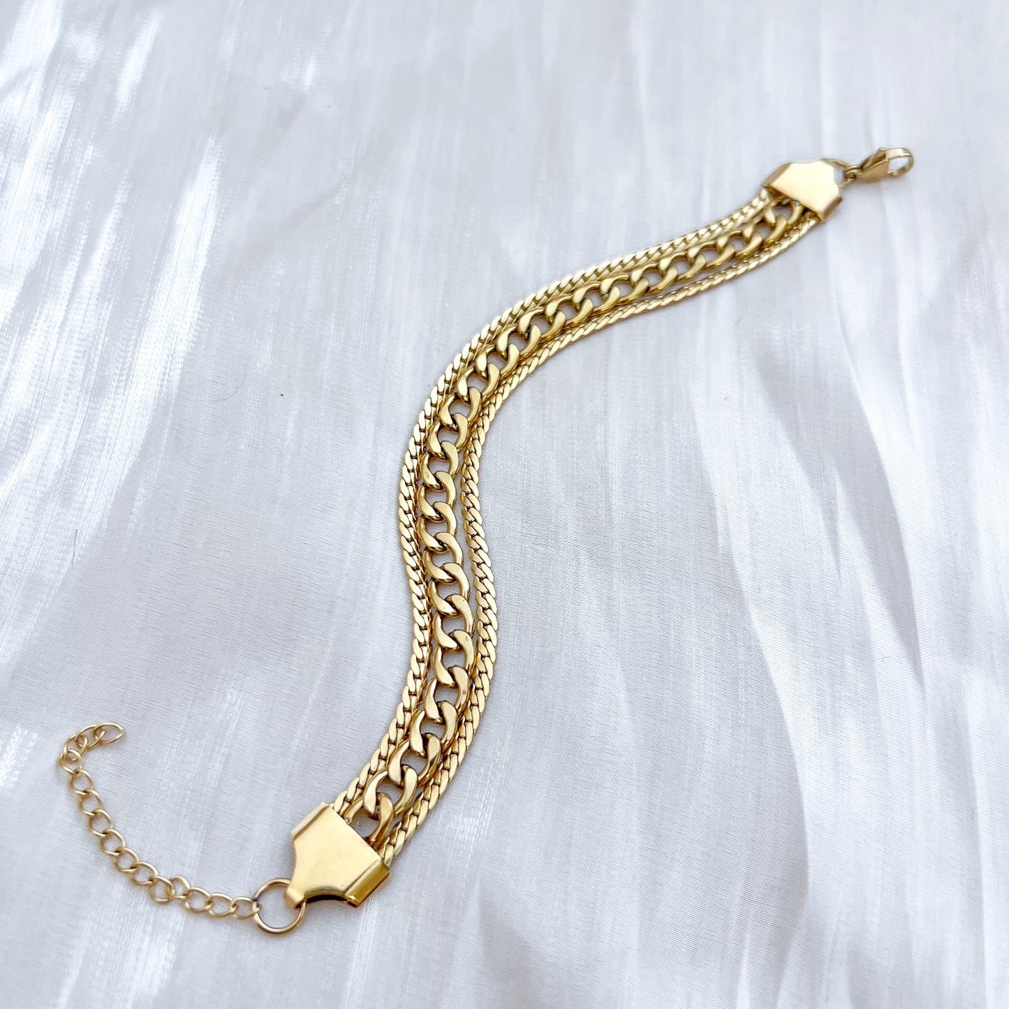 Pulsera Cadena Luxe (tres capas)