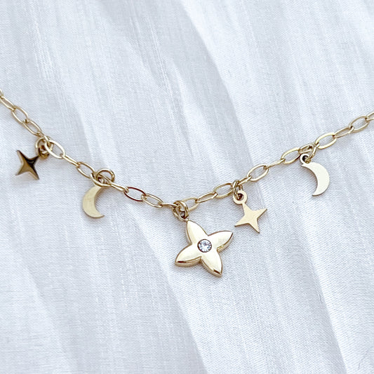 Collar Estelar （charm estrella）