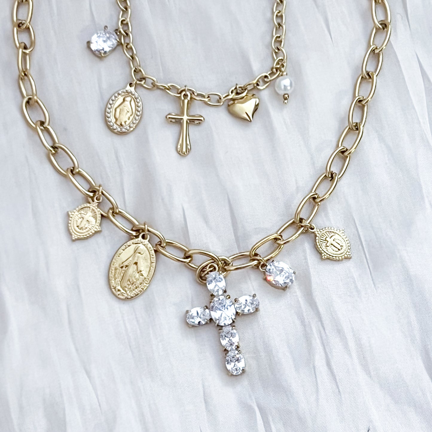 Look reina cruz brillante (collar & pulsera)