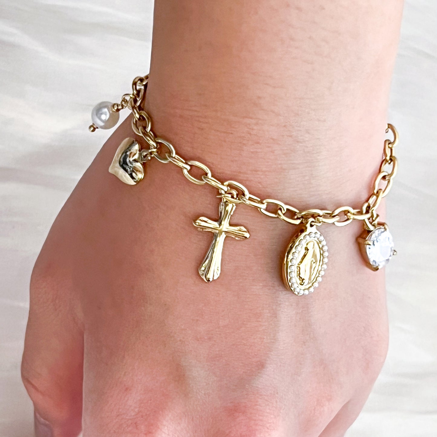 Look reina cruz brillante (collar & pulsera)