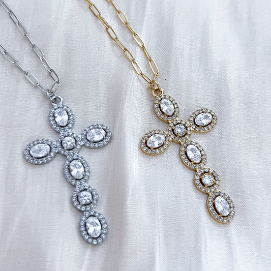 Collar Cruz Sagrada Luz ( 2 colores)