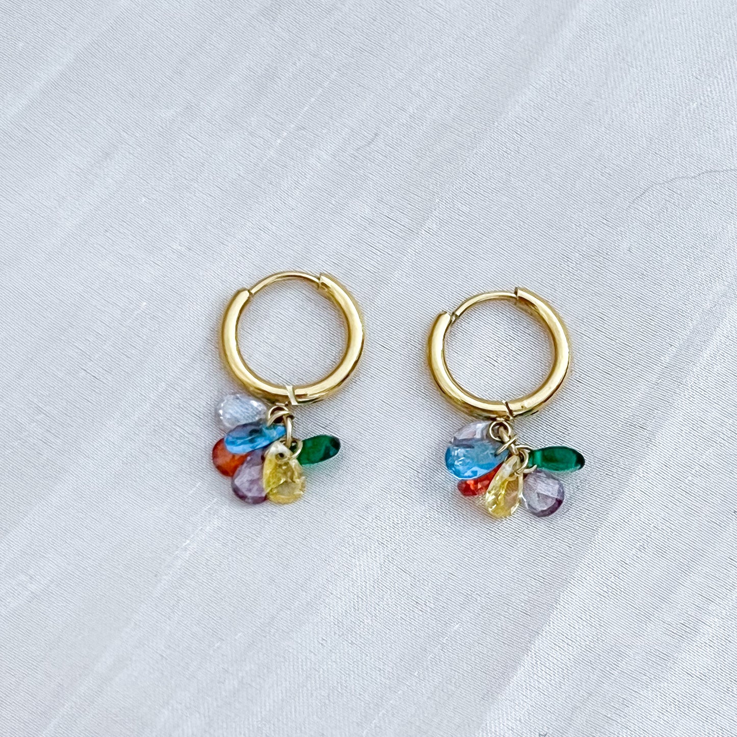 Look Armonía  （Cruz Multicolor Dorada）