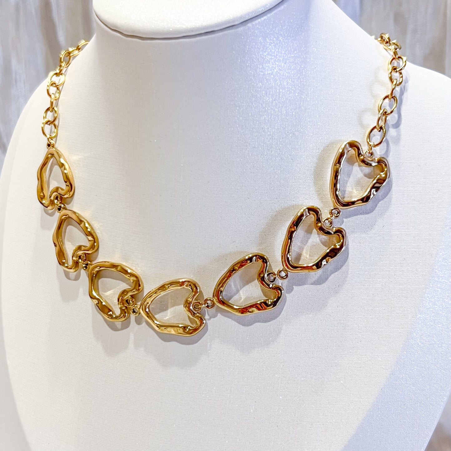 Collar Milano Oro（cadena oval & corazones）