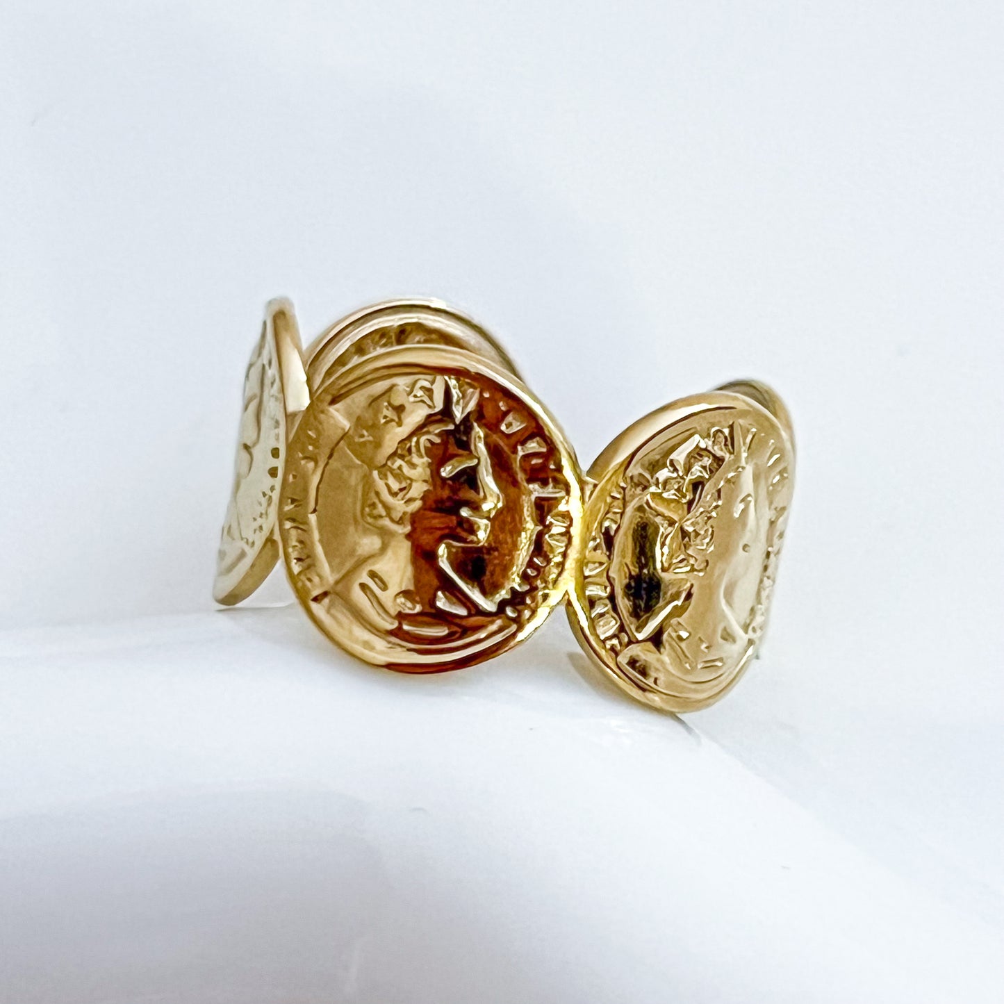 Look Moneda Roma ( pulsera pendientes anillo)